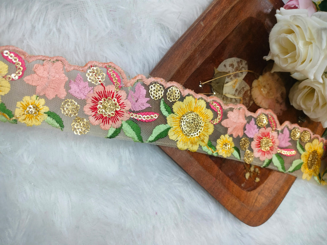 Delicate Floral Multicolor Embroidery Trim