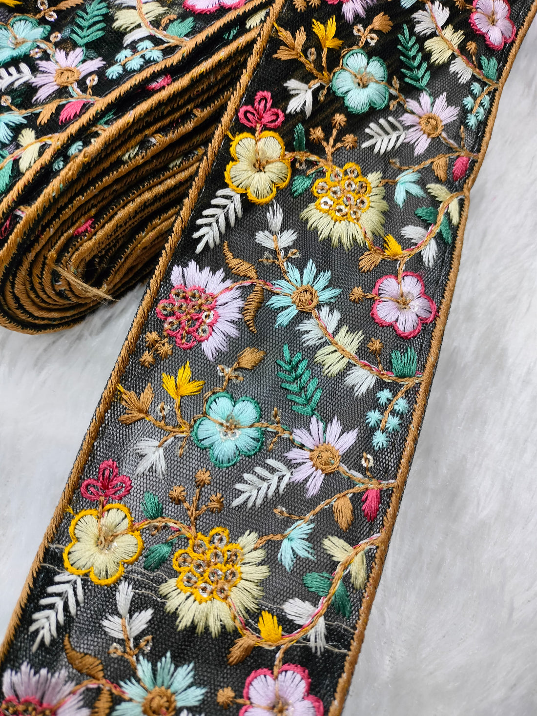 Delicate Multicolor Floral Embroidery Lace Trims