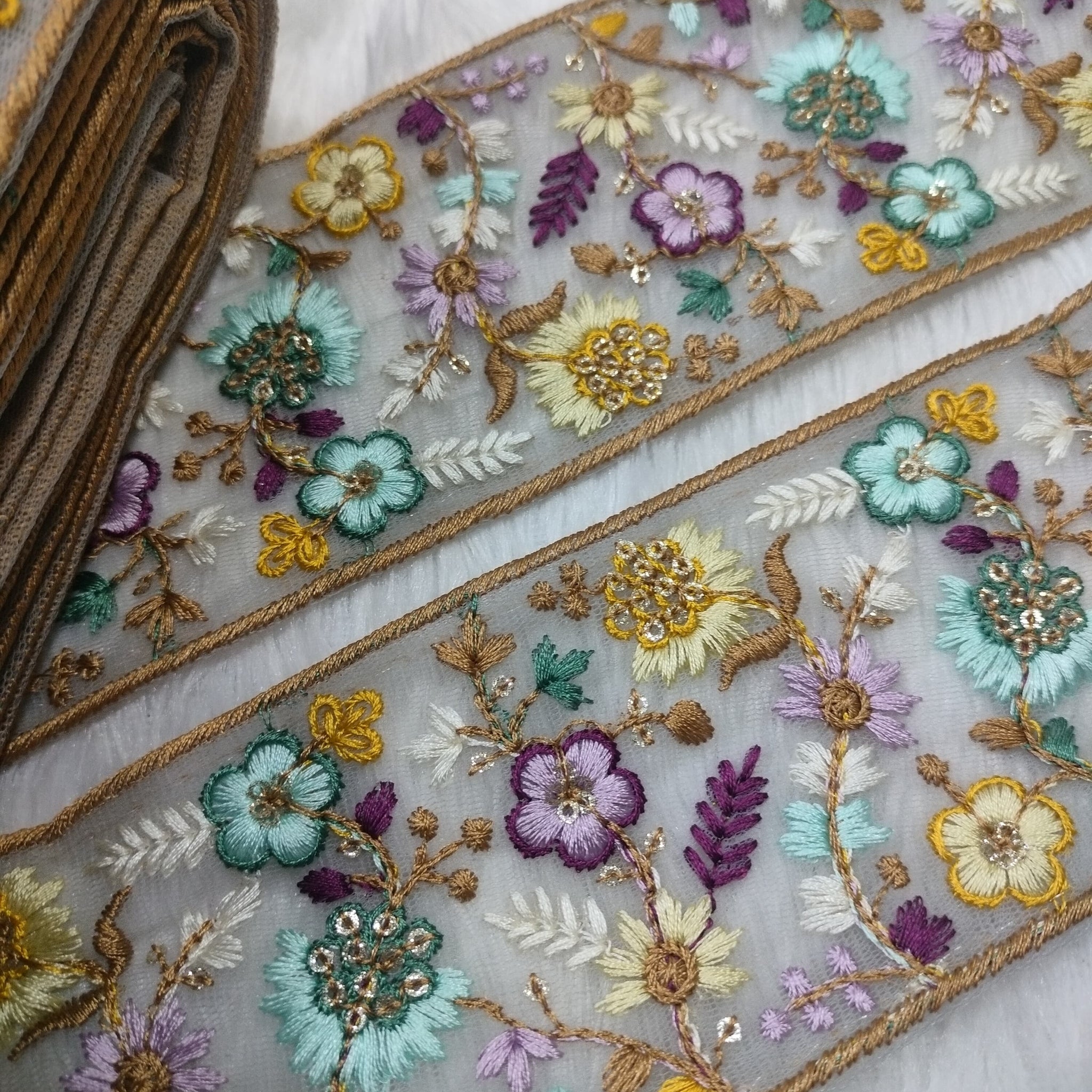 Vibrant Multicolor Floral Embroidery Trims