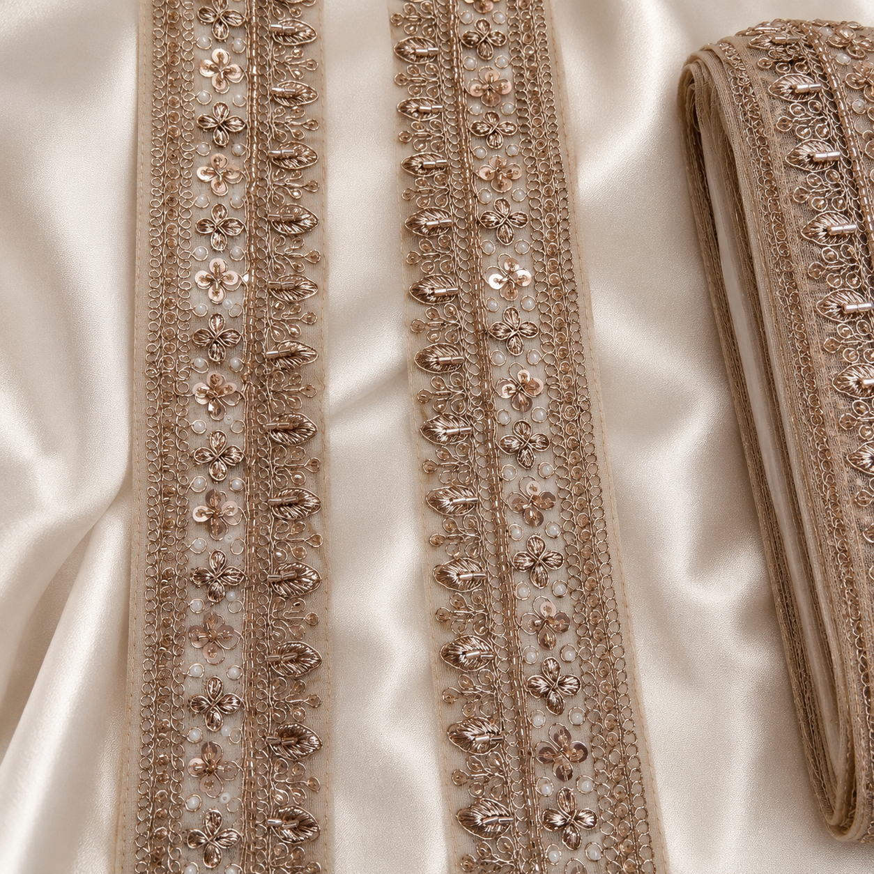 Handcrafted Floral Leaf Embroidered Lace Trim for Ethnic & Designer Wear