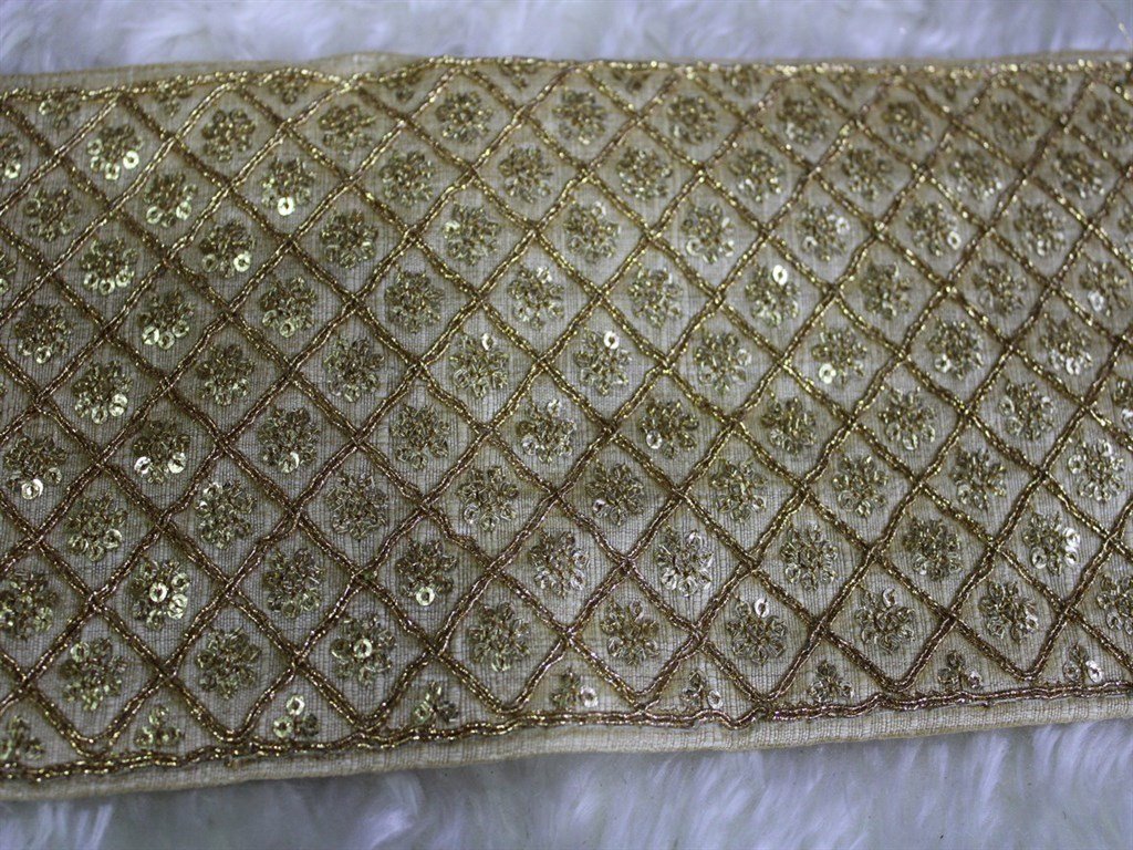 Embellished Beige Sequence Trim