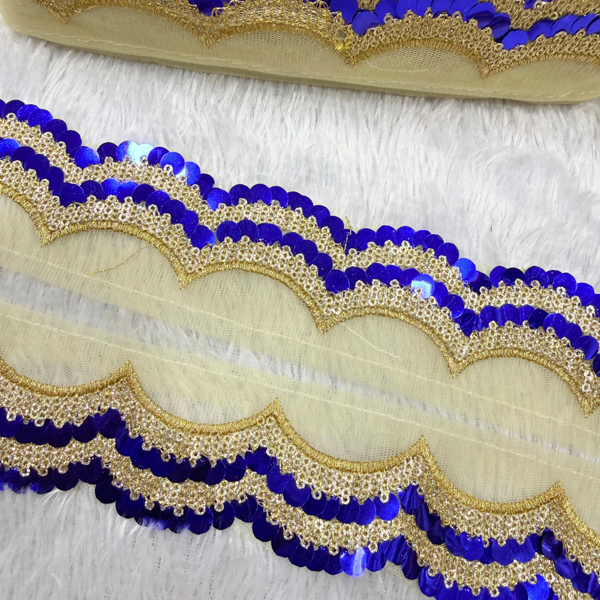 Sequin Coin-Shaped Trim