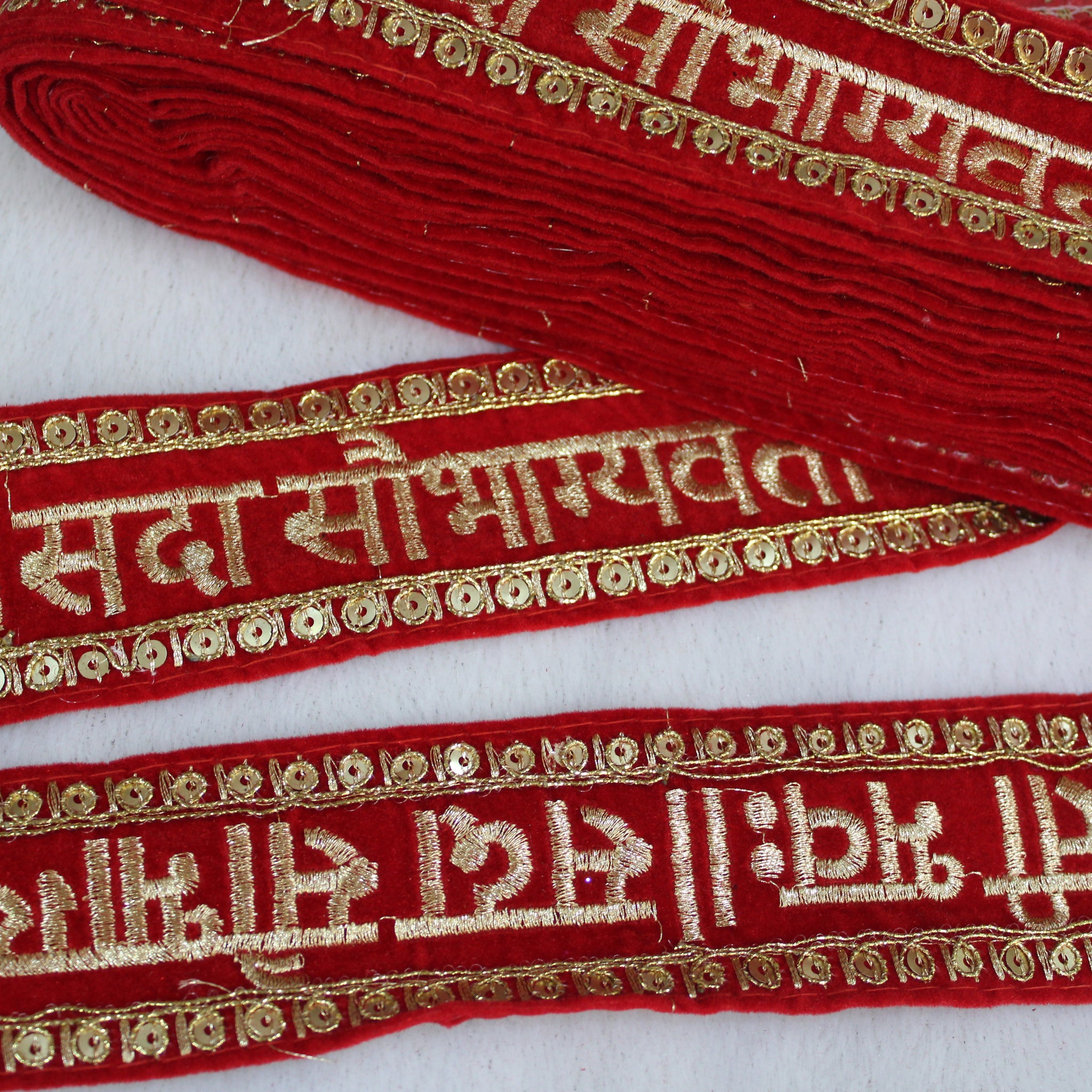 Red Traditional Sadasaubhagyavati Work Border