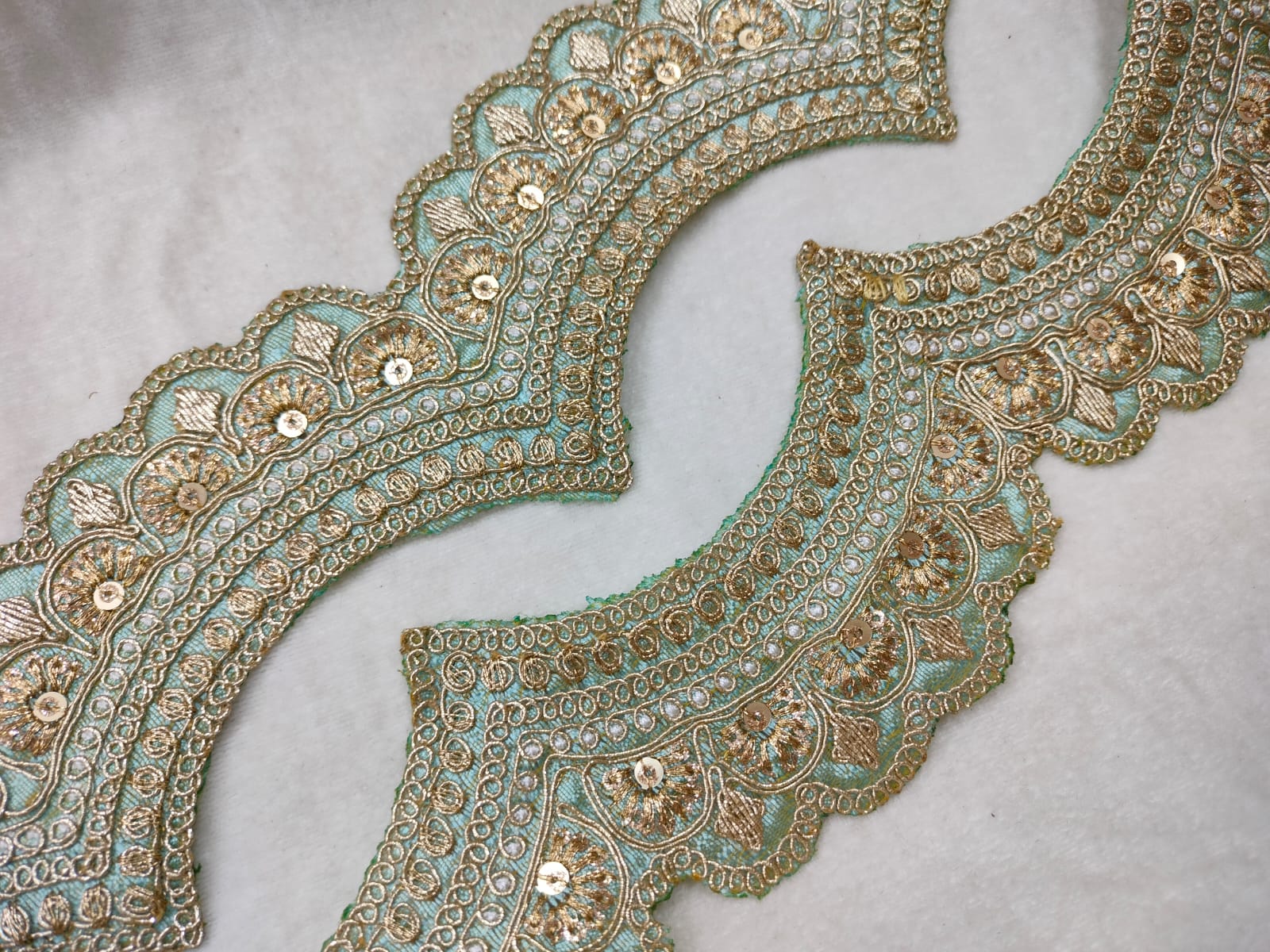 Light Blue Scalloped Embroidery Lace