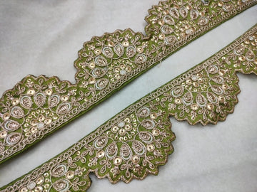 Green Scalloped Fancy Zari Trim