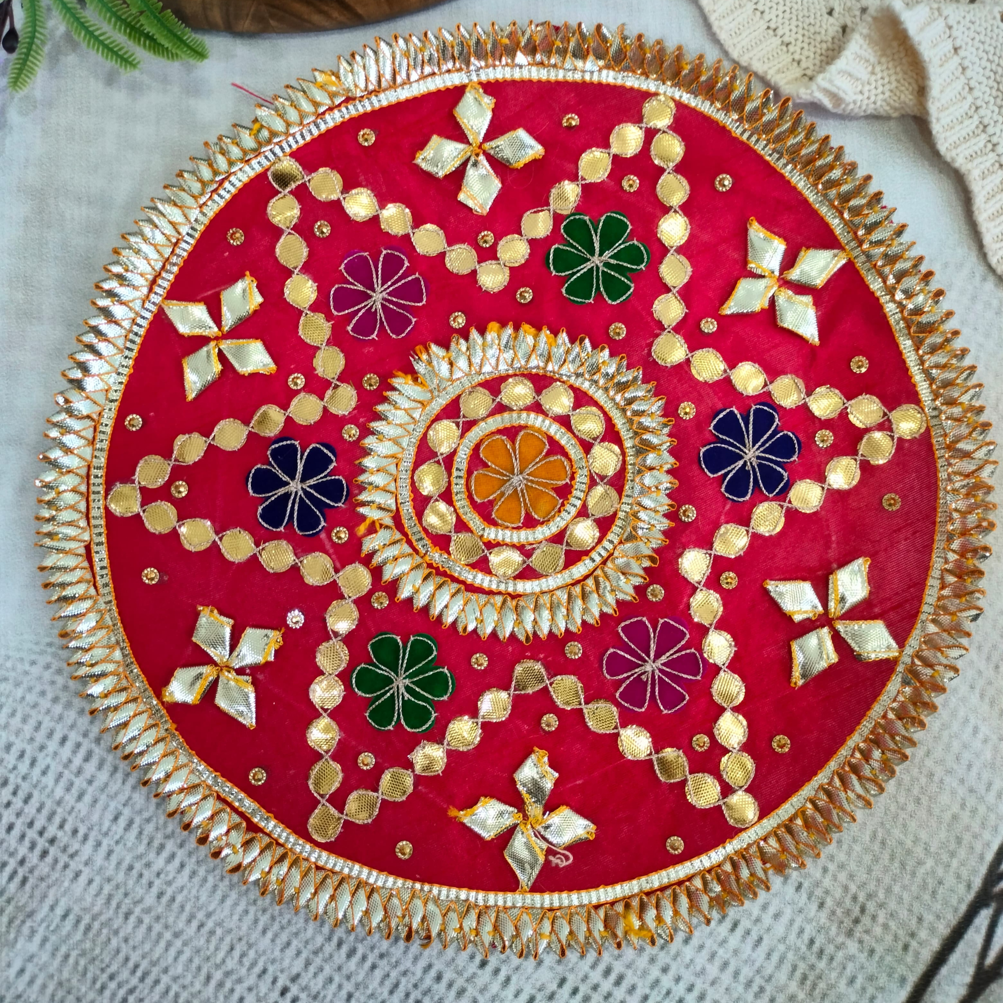 Delicate Embellished Gota Patti Patch (6 Pieces)