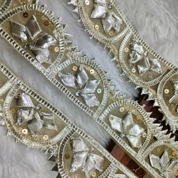 Traditional Gota Patti Border