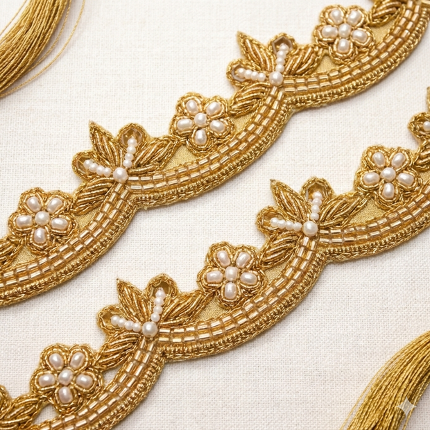 heavy lace for saree