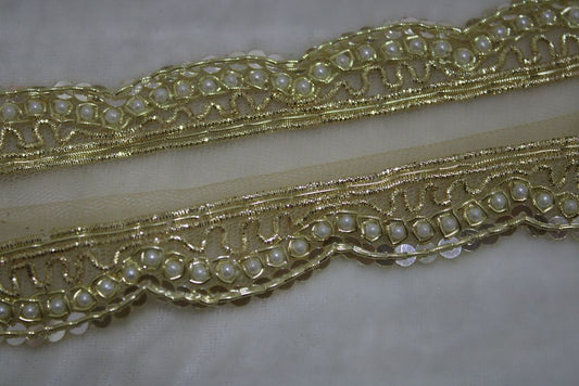 Light Gold Fancy Scalloped Handwork Trim