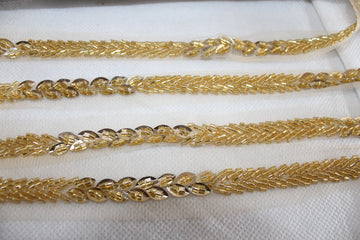 Golden Twinkling Beads Border