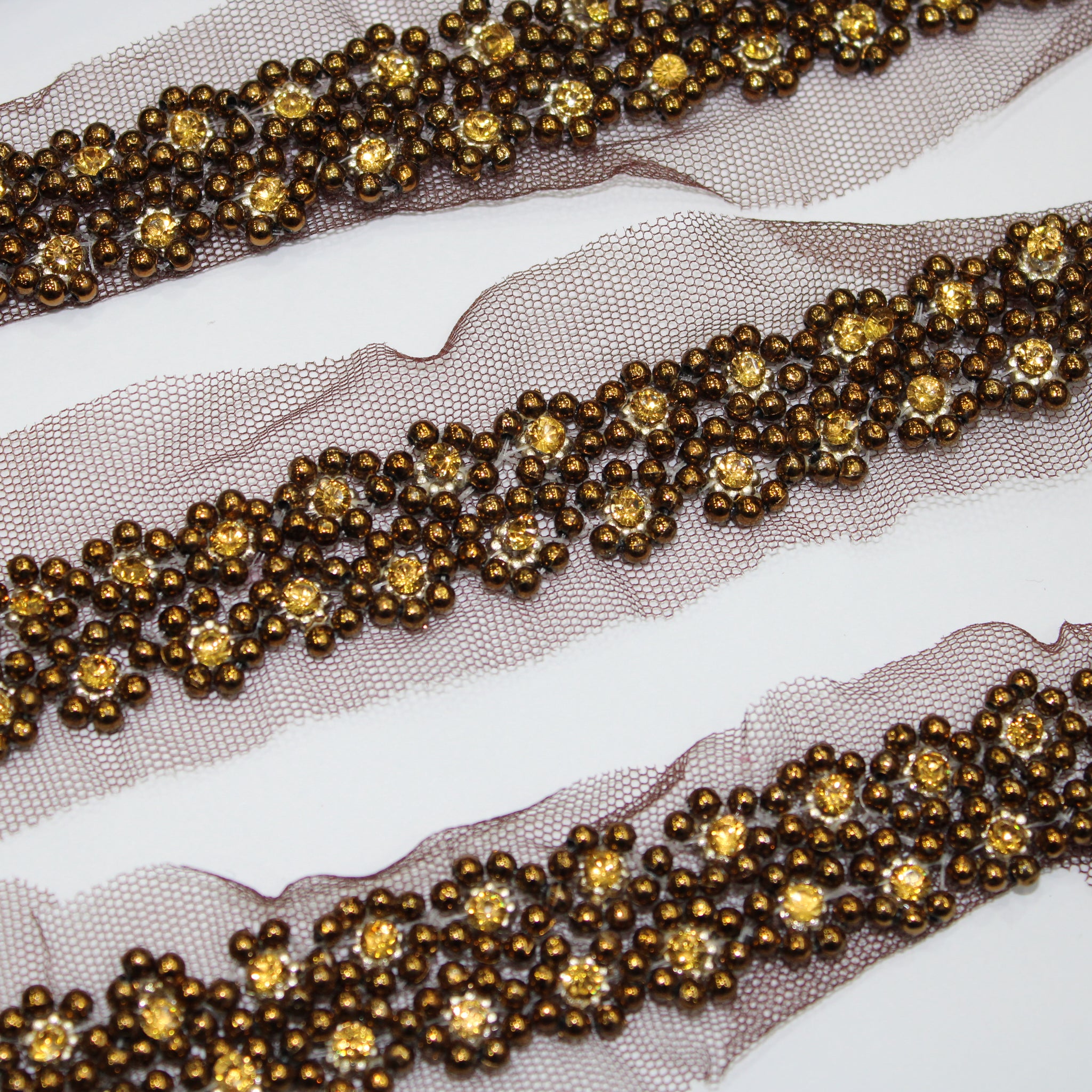 Antique Twinkling Beads Border