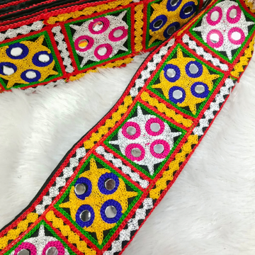 Geometric Four-Mirror Thread Embroidered Wide Lace Border