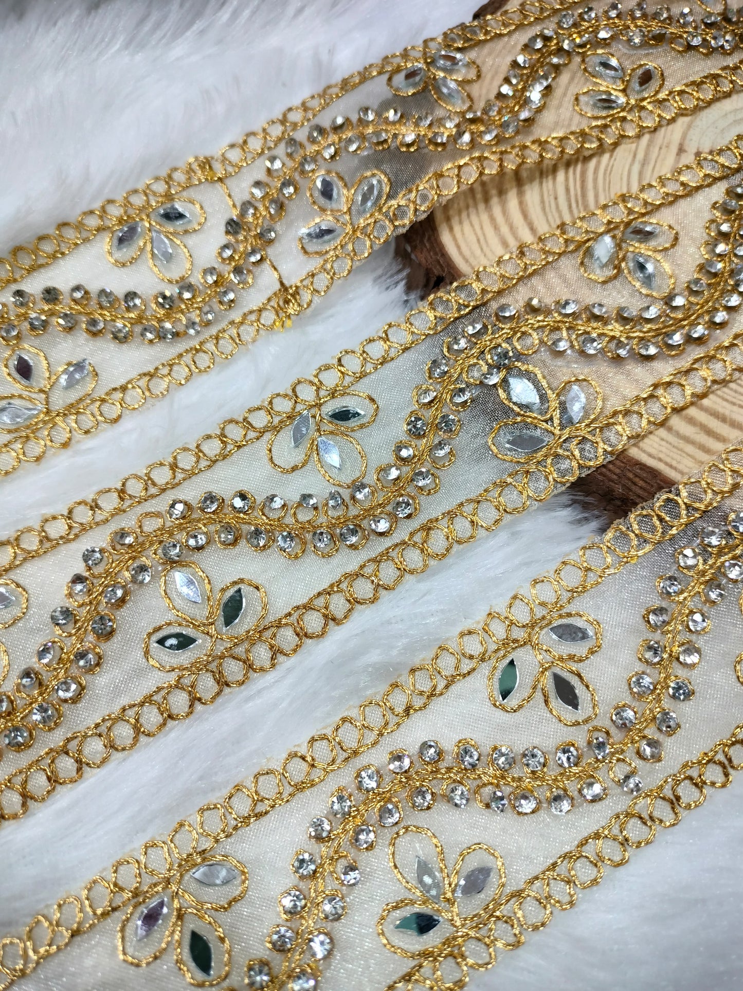 Elegant Golden Stone Decorative Trim