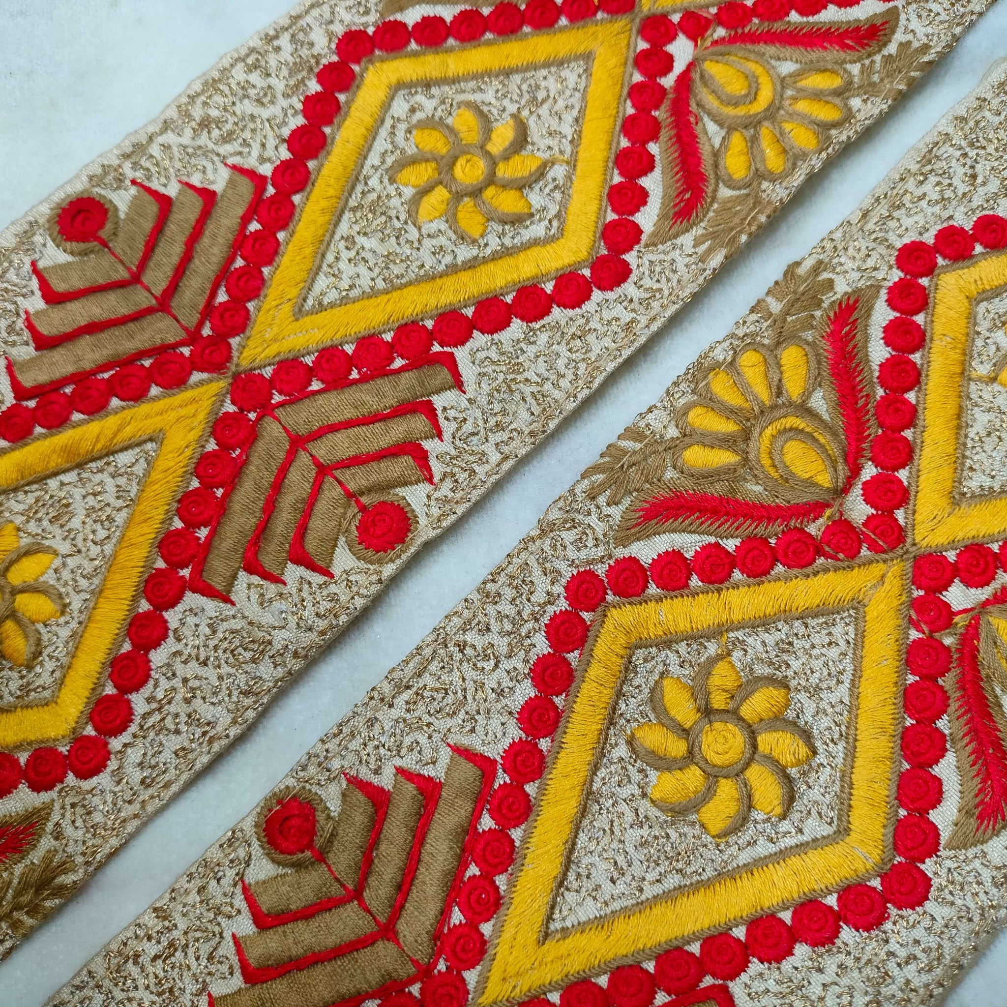 Multicolor Fancy Zari and Thread Work Embroidered Border