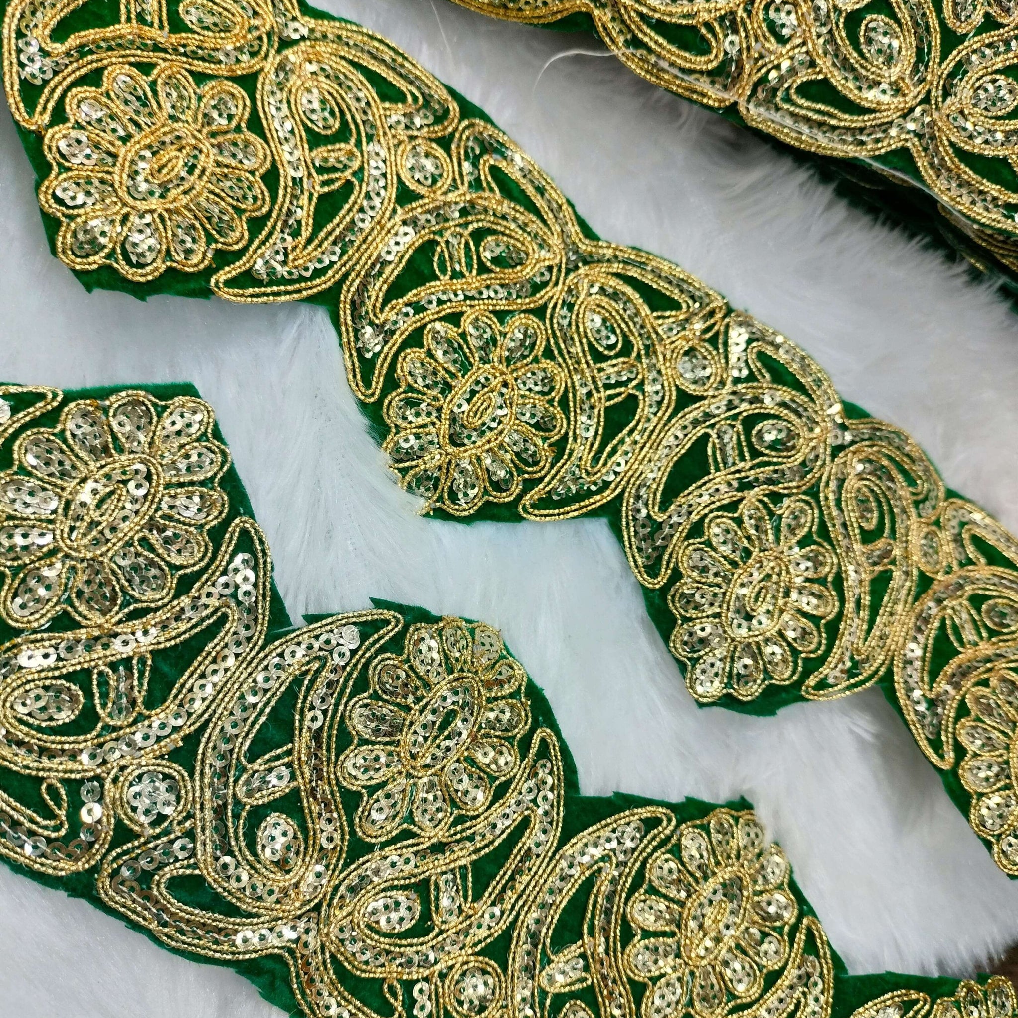 Green Fancy Zari and Thread Work Embroidered Border