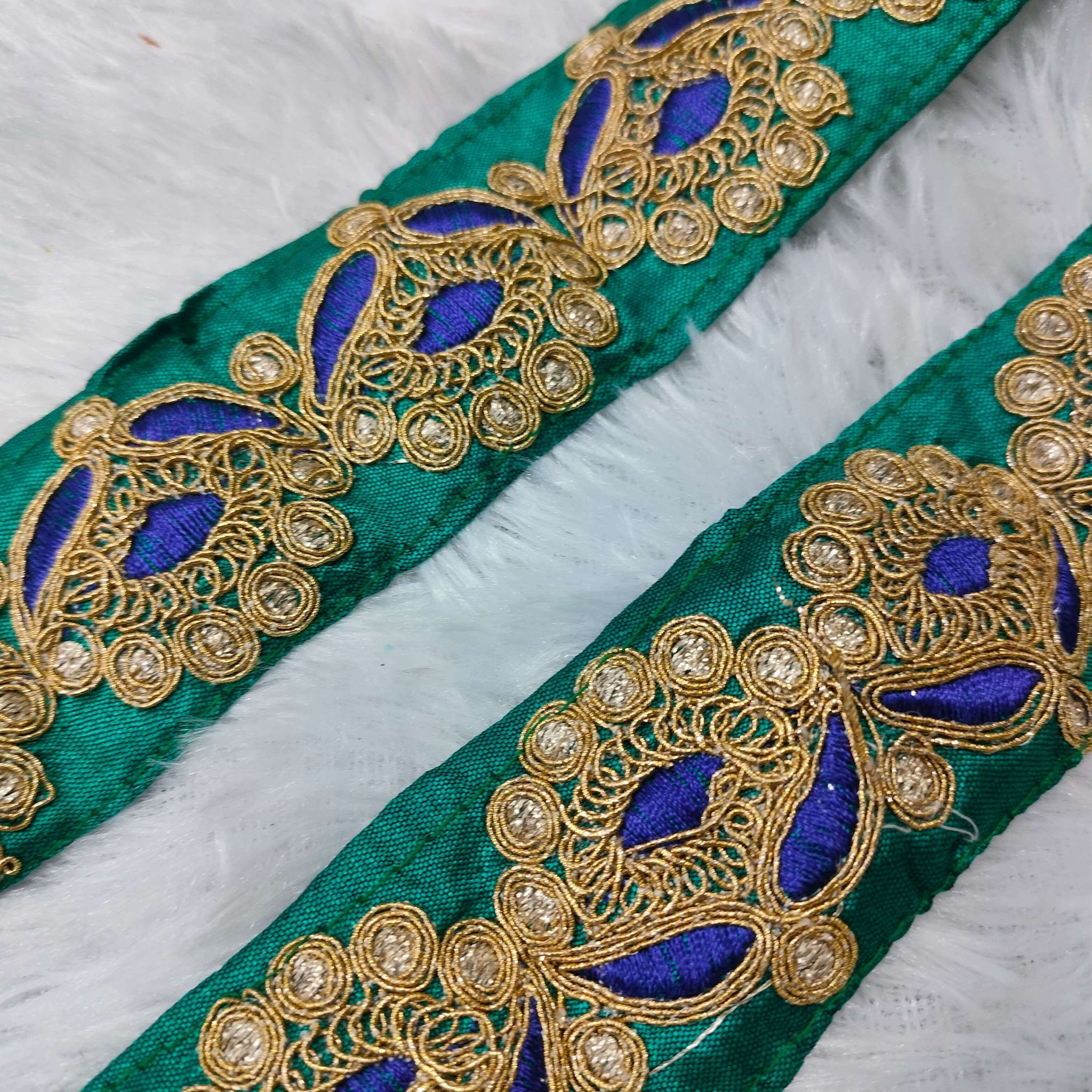 Green Fancy Zari and Thread Work Embroidered Border