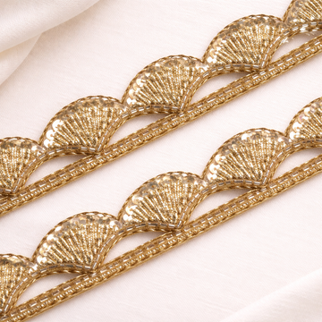 Scallop Pattern Sequin Lace