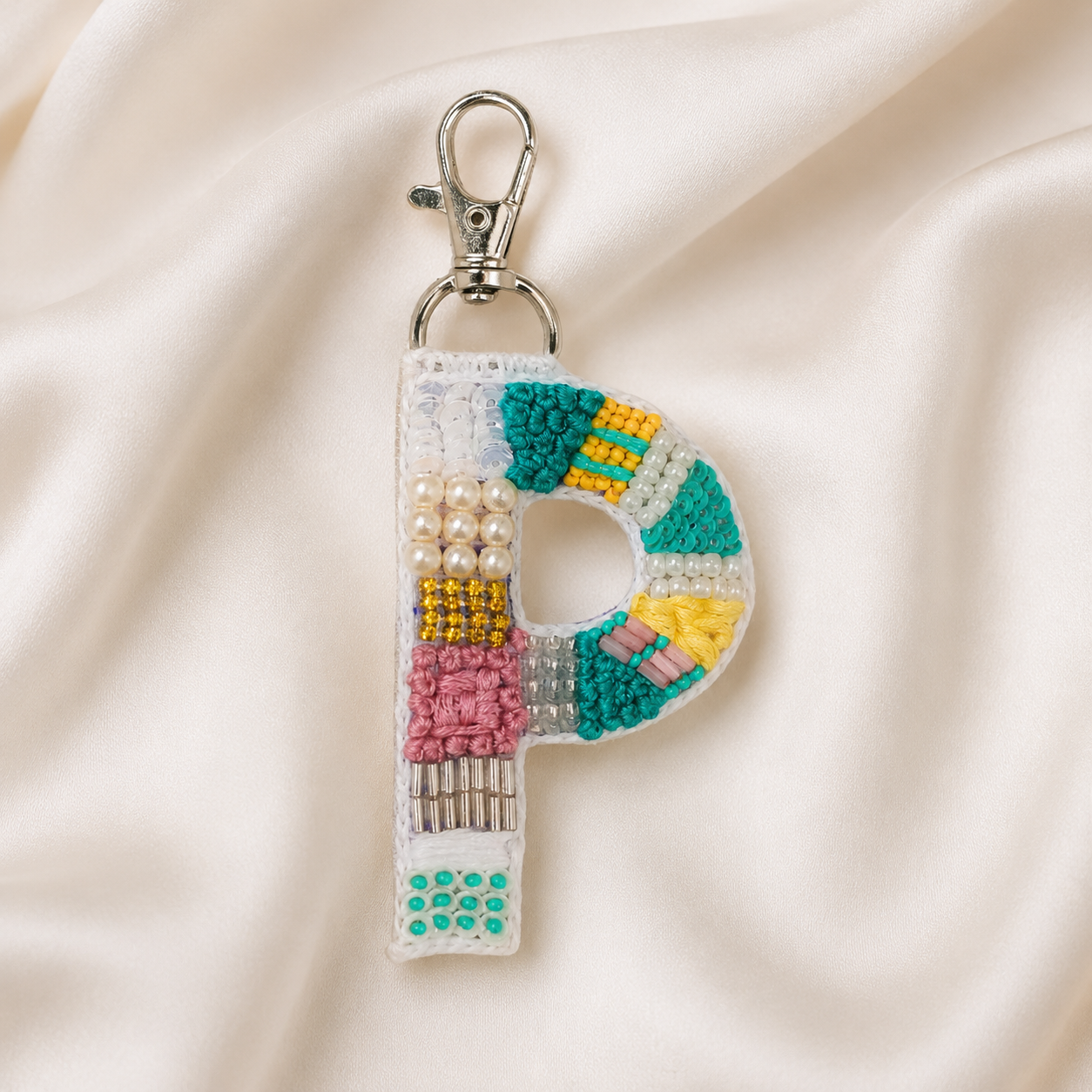Colorwave Bliss 'P' Bag Charm