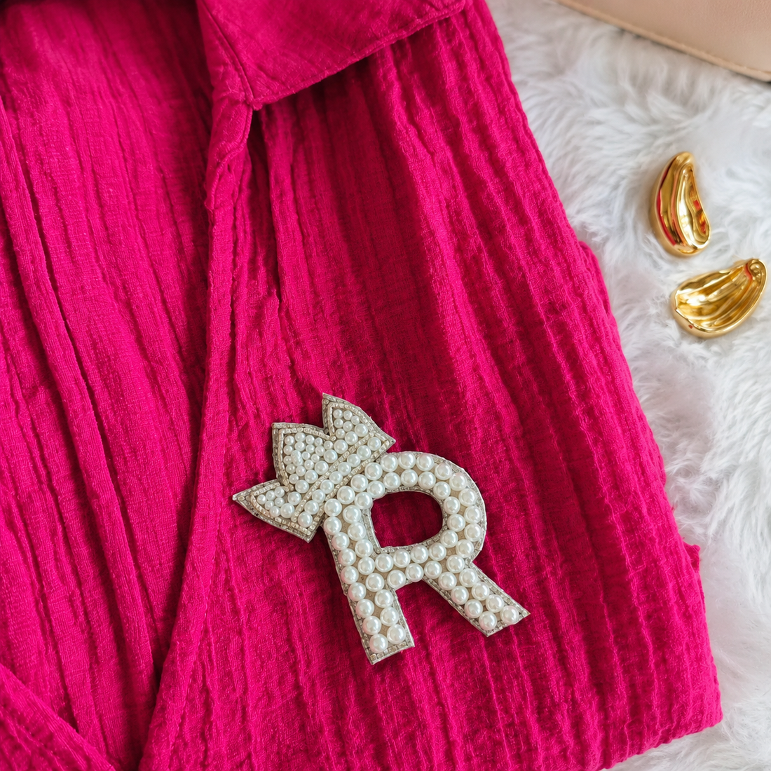 Regal Pearl Crown Alphabet 'R' Patch
