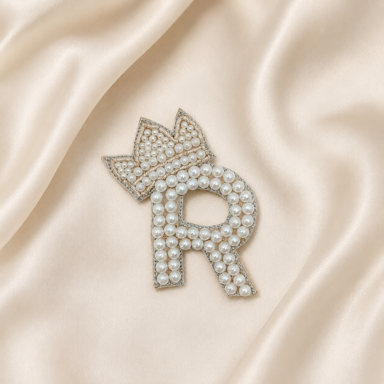 Regal Pearl Crown Alphabet 'R' Patch